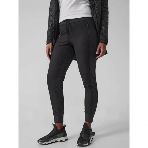Athleta Headlands Hybrid Trek Jogger - Picture 1 of 13